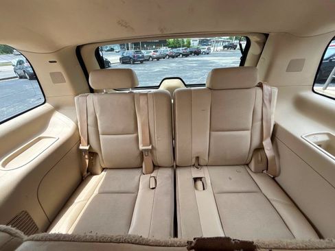 Used 2007 Cadillac Escalade AWD w/ Information Package image 27