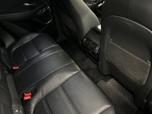 Used 2020 Jaguar E-PACE SE image 30