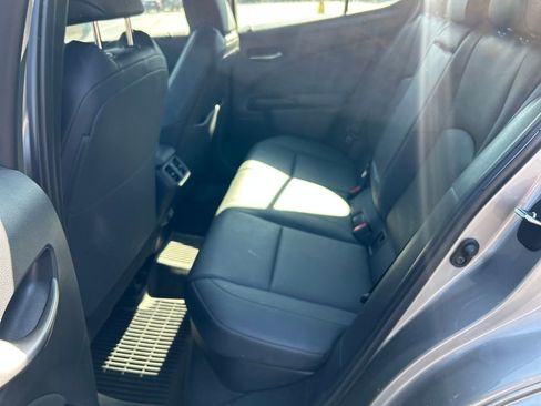 Used 2022 Lexus UX 250h w/ Premium Package image 28