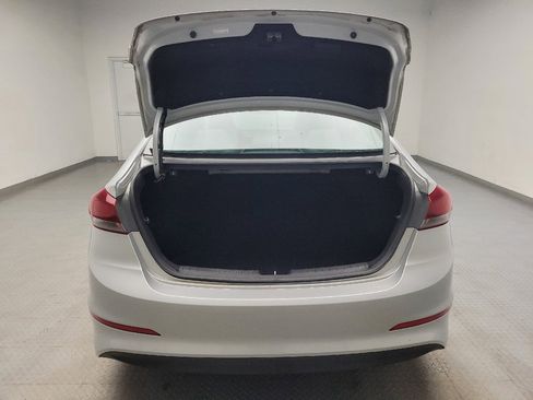 Used 2018 Hyundai Elantra SE FWD image 29