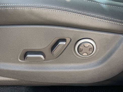 New 2026 Genesis GV70 2.5T AWD/4WD image 27