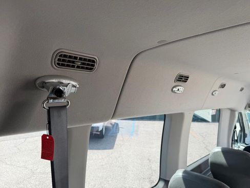Used 2020 Ford Transit 350 XL RWD image 29