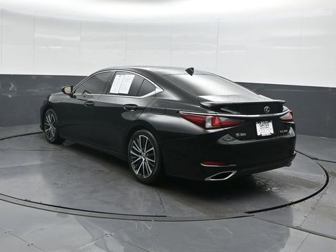 Used 2023 Lexus ES 350 w/ Premium Package image 8