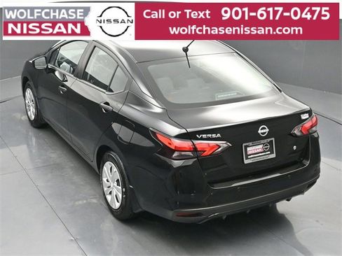 Used 2025 Nissan Versa S w/ Trunk Package image 33