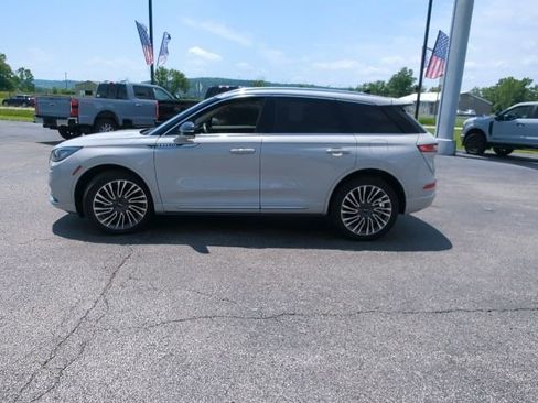 Used 2020 Lincoln Corsair Reserve FWD image 28