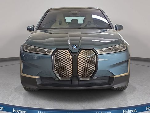 Used 2024 BMW iX xDrive50 w/ Premium Package AWD/4WD image 3