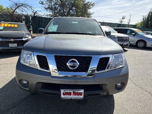 Used 2021 Nissan Frontier SV image 8