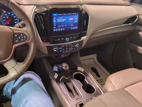 Used 2020 Chevrolet Traverse LT w/ LPO, Floor Liner Package image 20