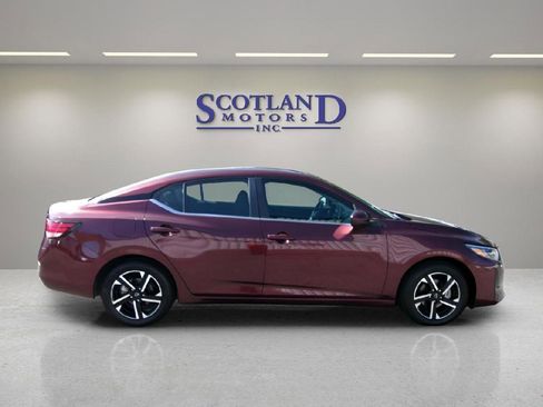 Used 2024 Nissan Sentra SV FWD image 5