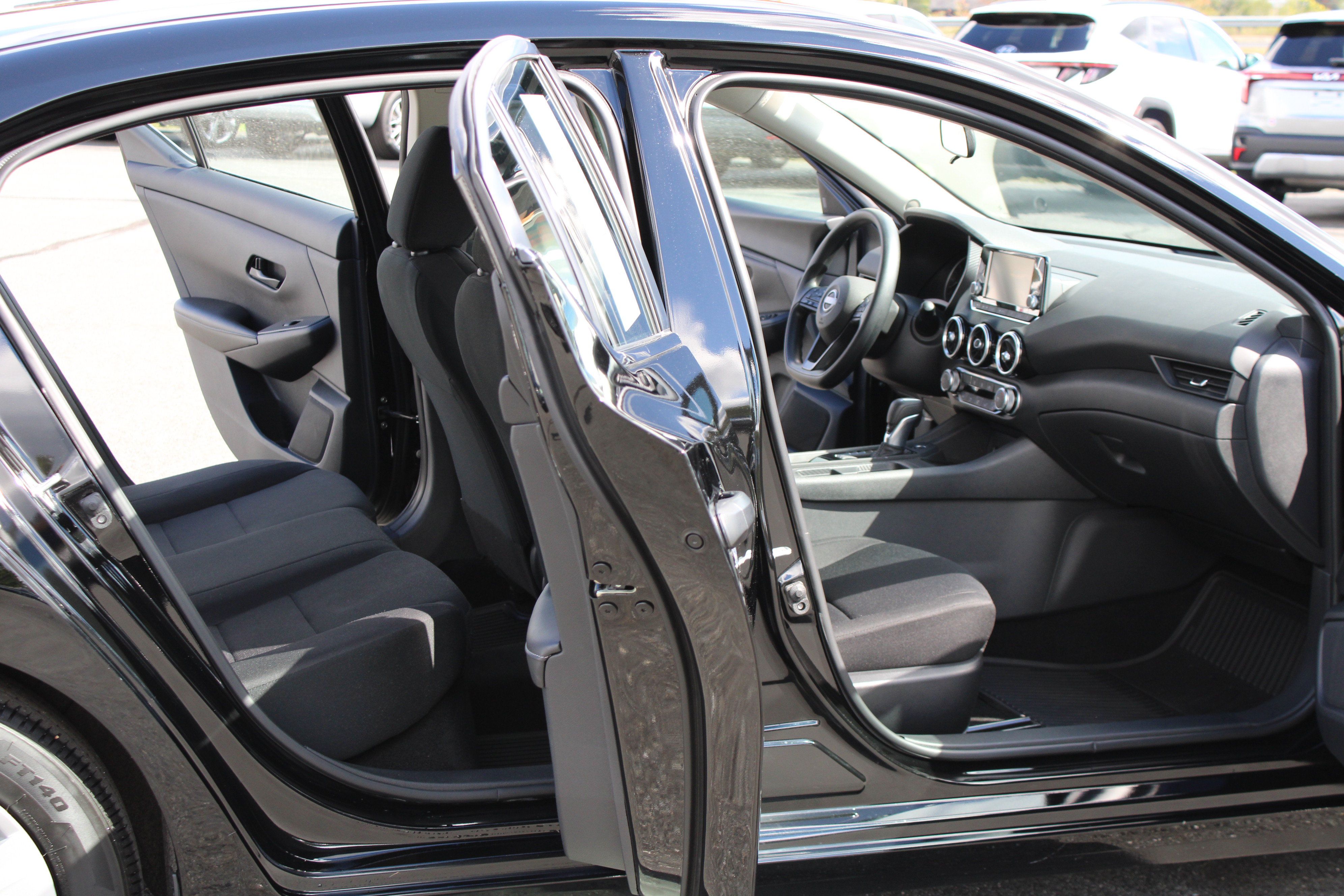 Used 2025 Nissan Sentra S FWD image 15