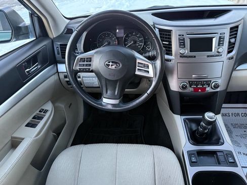 Used 2012 Subaru Outback 2.5i Premium image 11