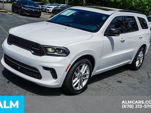 Used 2024 Dodge Durango GT RWD image 15
