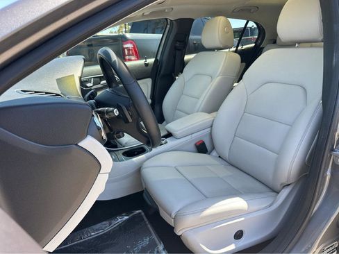 Used 2019 Mercedes-Benz GLA 250 image 8