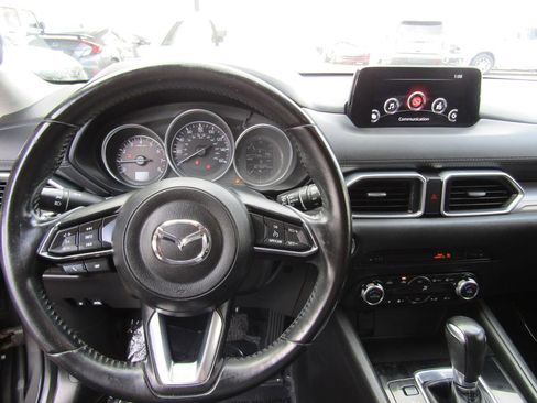 Used 2017 MAZDA CX-5 Touring w/ Preferred Equipment Package image 16