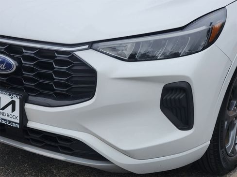 Used 2023 Ford Escape ST-Line image 7