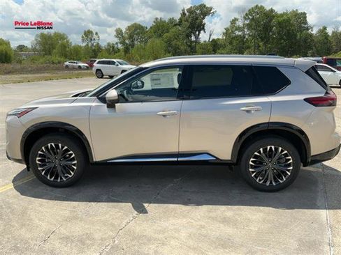 New 2026 Nissan Rogue Platinum AWD/4WD image 4