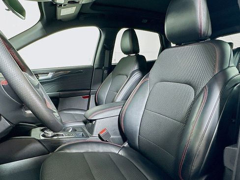 Used 2023 Ford Escape ST-Line w/ Tech Pack #1 image 11