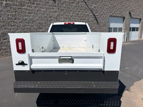 Used 2017 Chevrolet Silverado 2500 W/T RWD image 5