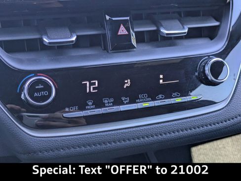 Used 2022 Toyota Corolla SE image 22