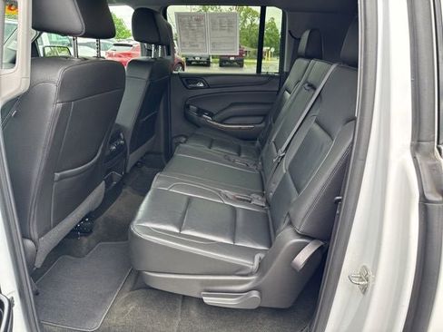 Used 2017 Chevrolet Suburban LT AWD/4WD image 18
