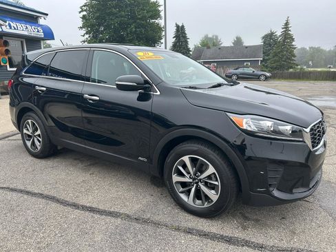 Used 2020 Kia Sorento AWD V6 image 5
