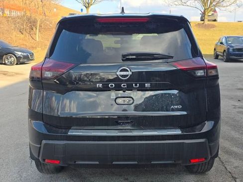 New 2026 Nissan Rogue SV w/ Cold Weather Package AWD/4WD image 12