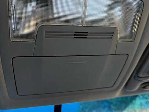 Used 2012 Toyota Camry LE image 24