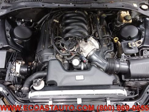 Used 2003 Ford Thunderbird Deluxe image 7