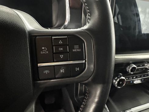 Used 2022 Ford F150 Lariat AWD/4WD image 6