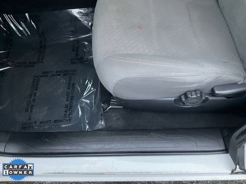 Used 2022 Toyota Tacoma SR image 17