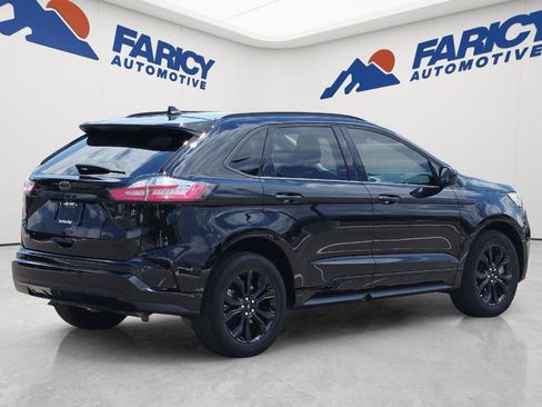 Used 2023 Ford Edge SE w/ Black Appearance Package AWD/4WD image 4