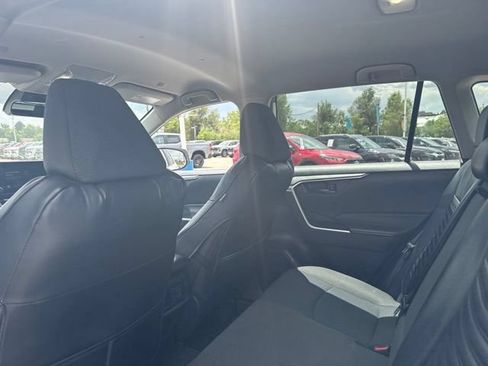 Used 2023 Toyota RAV4 LE AWD/4WD image 11