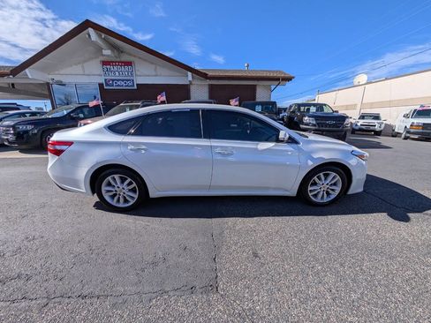 Used 2014 Toyota Avalon XLE Premium image 8
