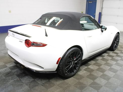 Used 2016 MAZDA MX-5 Miata Club w/ Brembo/BBS Package RWD image 3