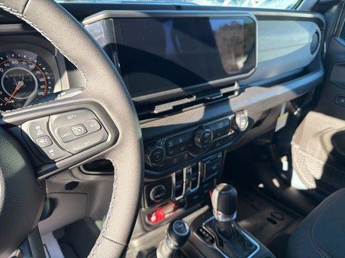 New 2026 Jeep Gladiator Willys AWD/4WD image 15