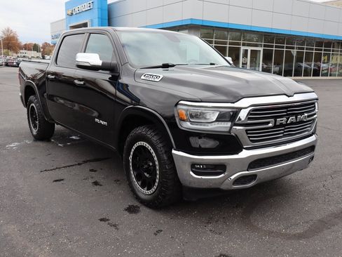 Used 2019 RAM 1500 Laramie image 2