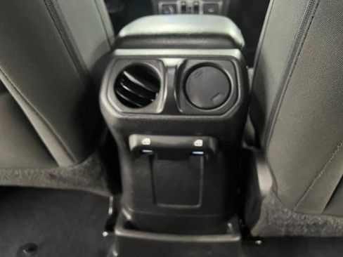 Used 2023 Jeep Wrangler Unlimited w/ Cold Weather Group AWD/4WD image 35