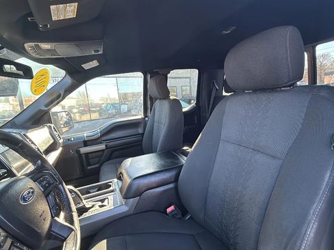 Used 2018 Ford F150 XLT w/ Equipment Group 302A Luxury AWD/4WD image 16