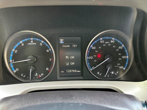 Used 2018 Toyota RAV4 LE w/ All Weather Liner Package AWD/4WD image 14