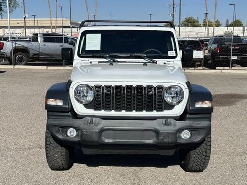 Used 2024 Jeep Wrangler Unlimited Sport AWD/4WD image 4