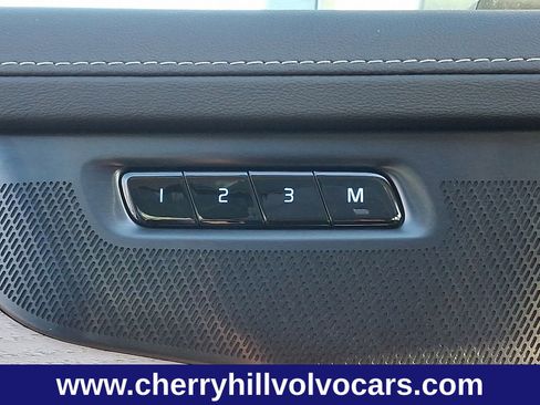 New 2026 Volvo XC90 B6 Plus w/ Protection Package Premier image 15