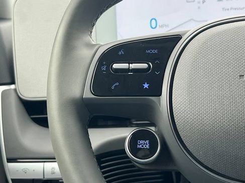 Certified 2024 Hyundai Ioniq 5 SEL RWD image 30