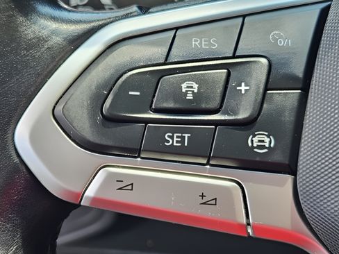 Certified 2021 Volkswagen Atlas SEL AWD/4WD image 26
