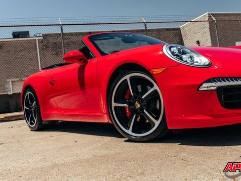Used 2015 Porsche 911 Carrera S RWD image 26