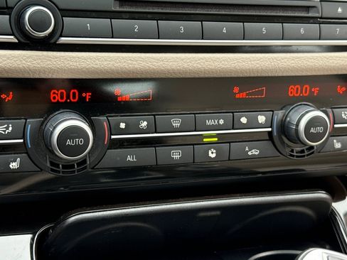 Used 2011 BMW 535i Sedan image 24