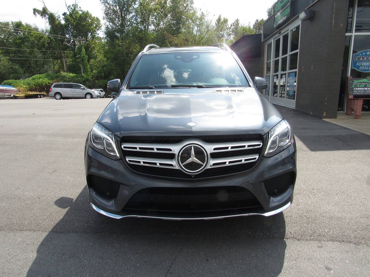 Used 2017 Mercedes-Benz GLS 550 4MATIC image 9