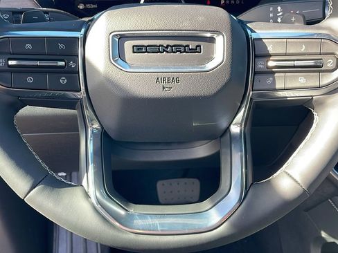 New 2026 GMC Acadia Denali w/ Super Cruise Package image 20