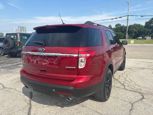 Used 2014 Ford Explorer XLT w/ Equipment Group 202A FWD image 38