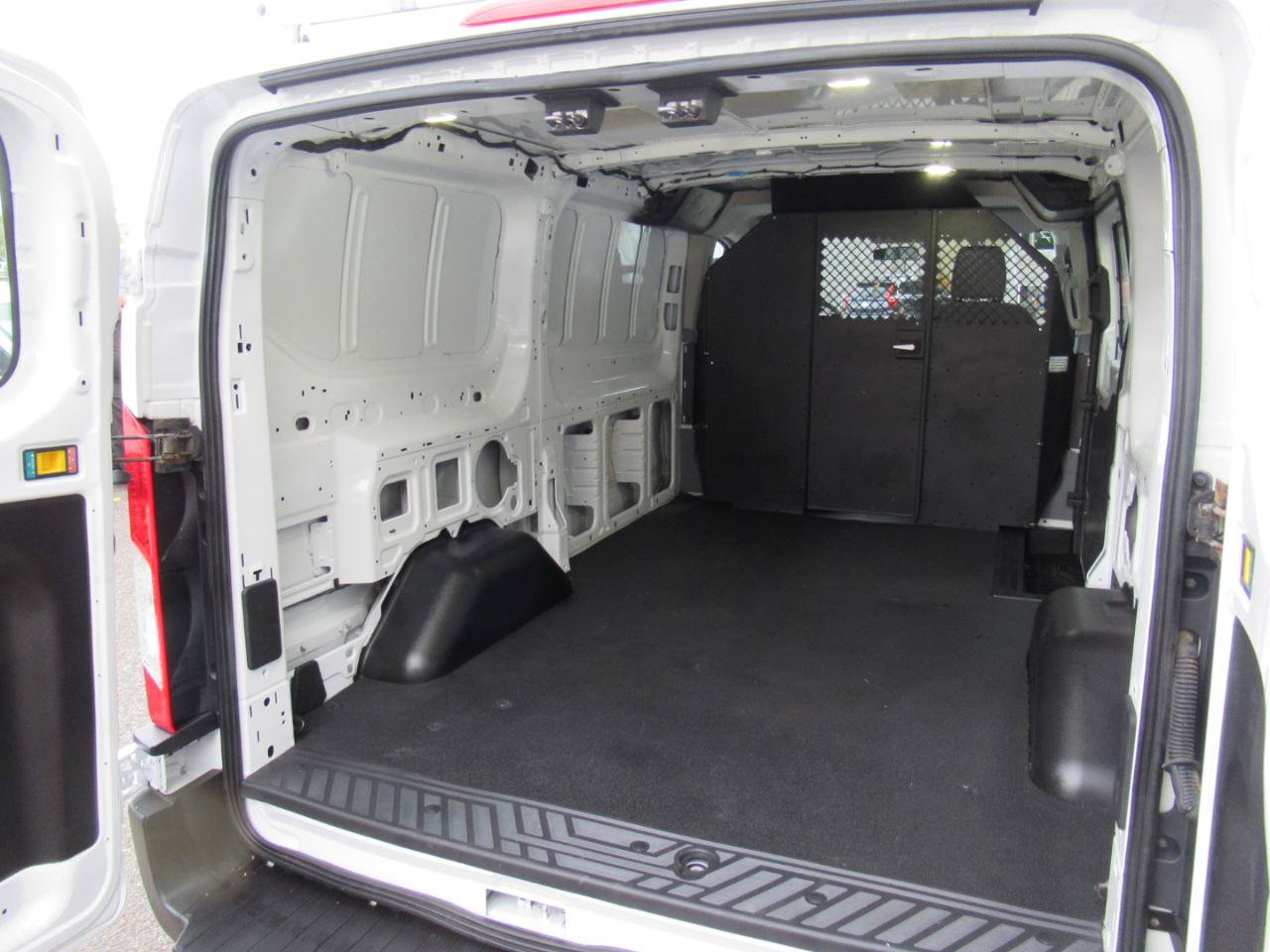 Used 2015 Ford Transit 150 130 Low Roof RWD image 11