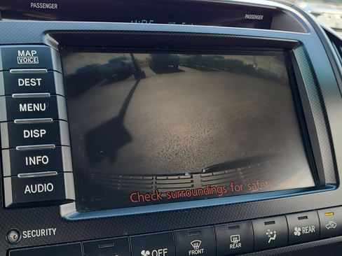 Used 2009 Toyota Land Cruiser AWD/4WD image 21